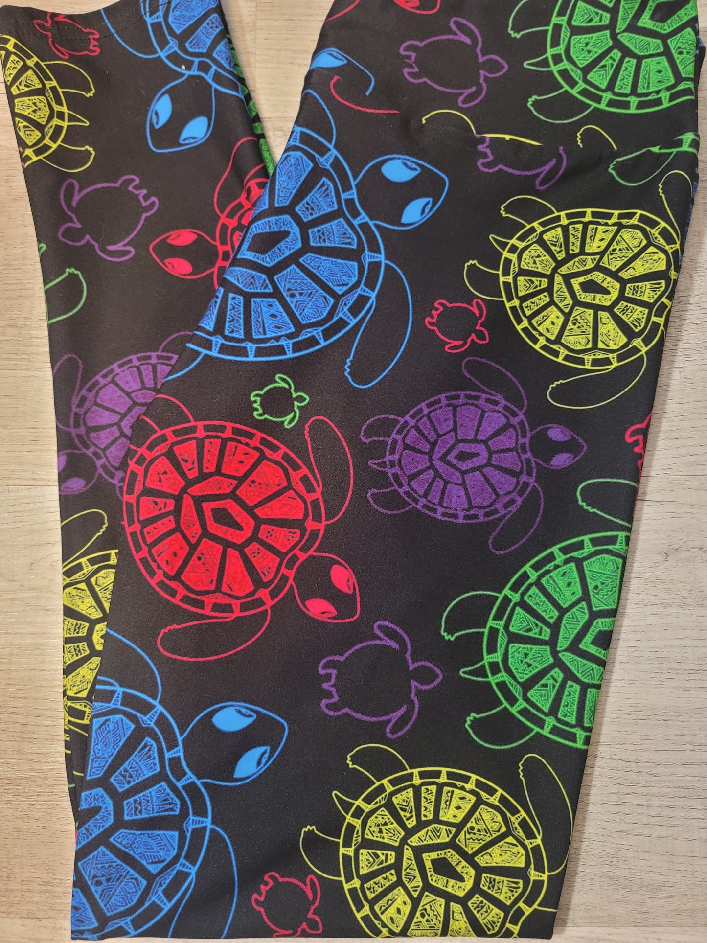 Colorful Turtles Leggings. Yoga Band. Extra Soft and stretchy!