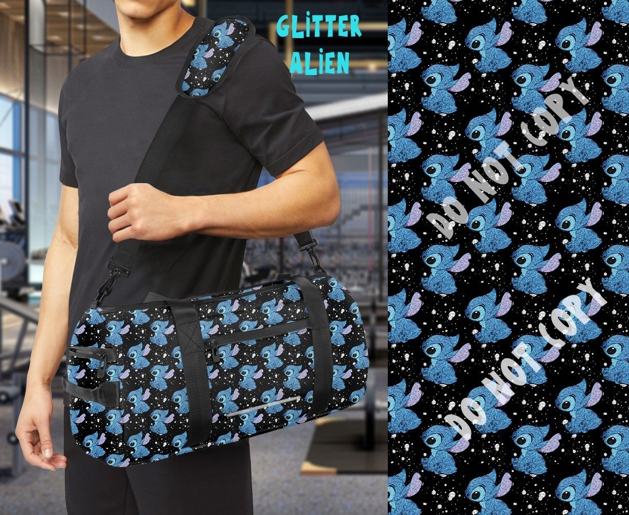Custom Duffle Bags, Water Resistant Pocket, 3 Zipper Pockets, Padded Shoulder Pad