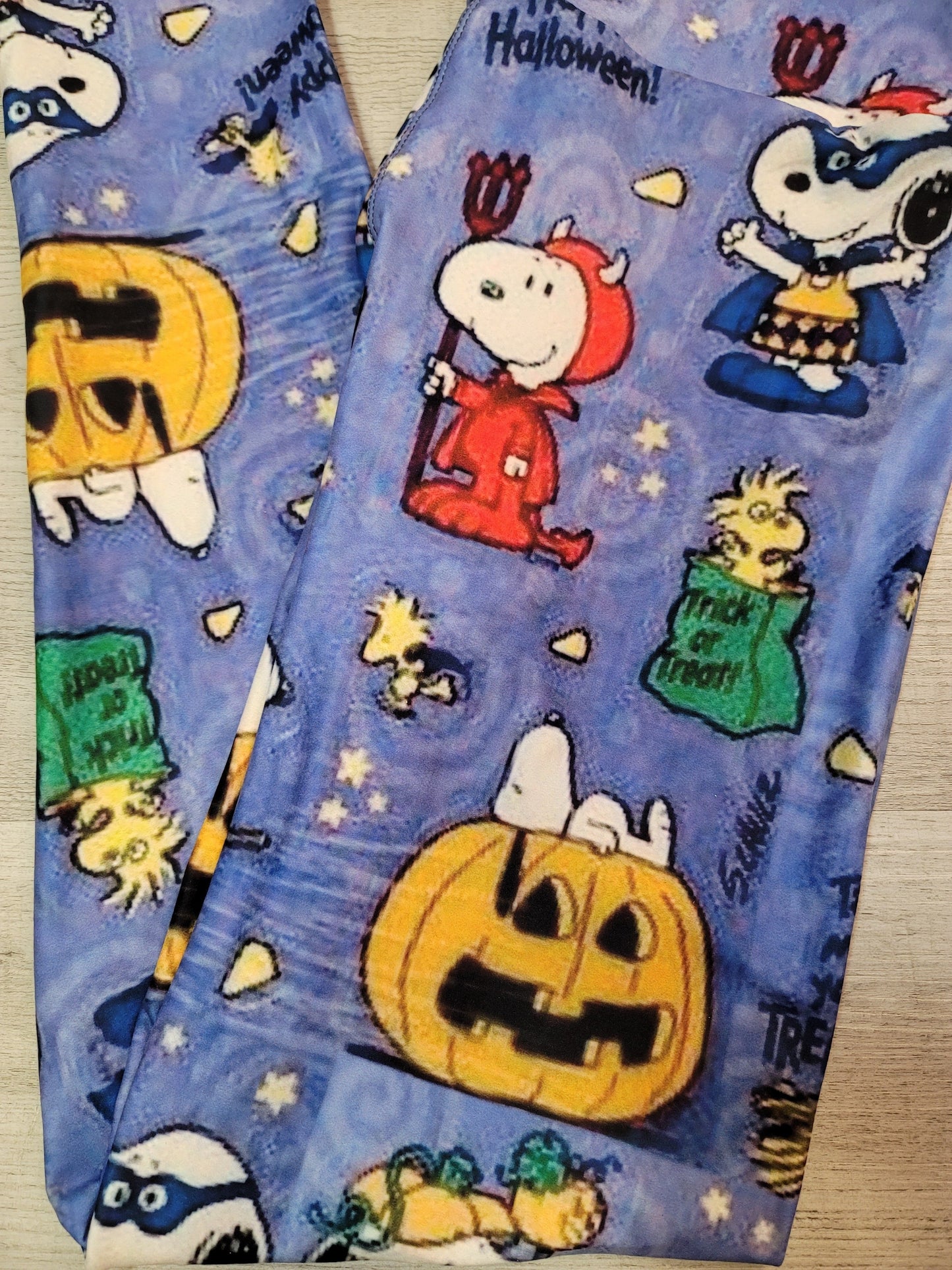 Snoopy Halloween Fun! Yoga Band Leggings