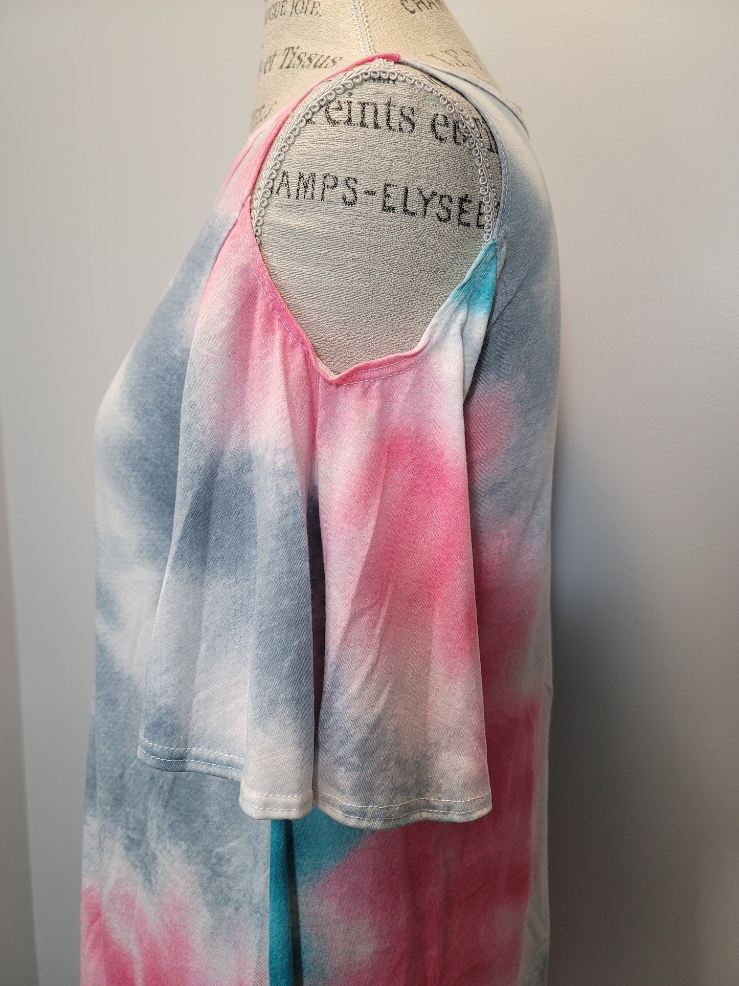 MD ONLY Open Shoulder, Criss Cross Neckline Tie Dye Top