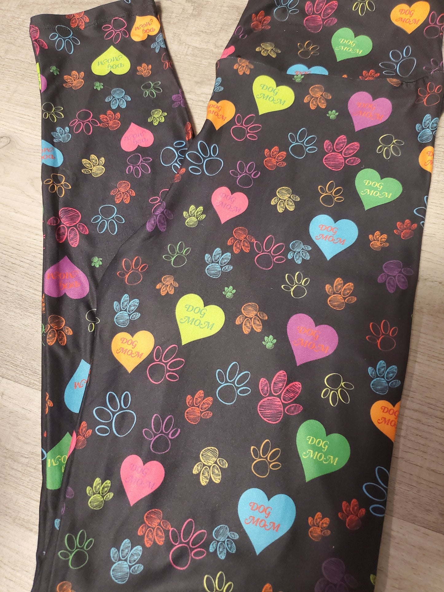 "Dog Mom" Colorful Hearts & Paw Prints, Yoga Band Leggings