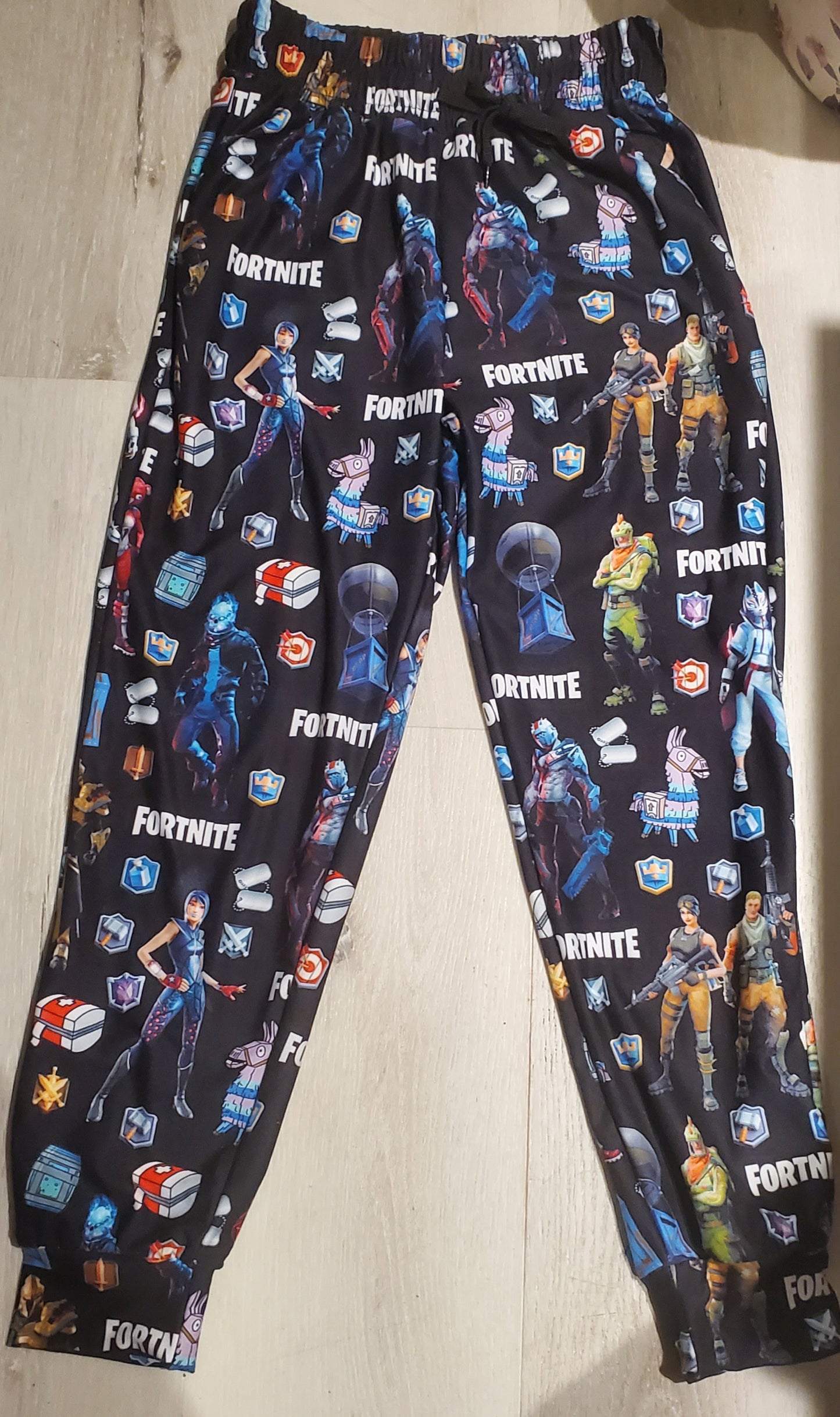 Kids Fortnite Joggers Fits 7-10. Elastic Band & Draw String