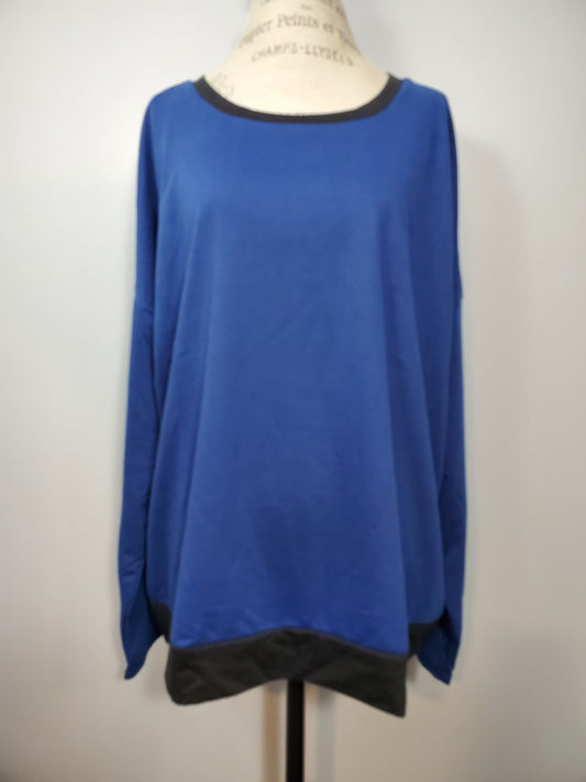 PLUS Cold Shoulder Knitted Top, Not Stretchy, Size accordingly.