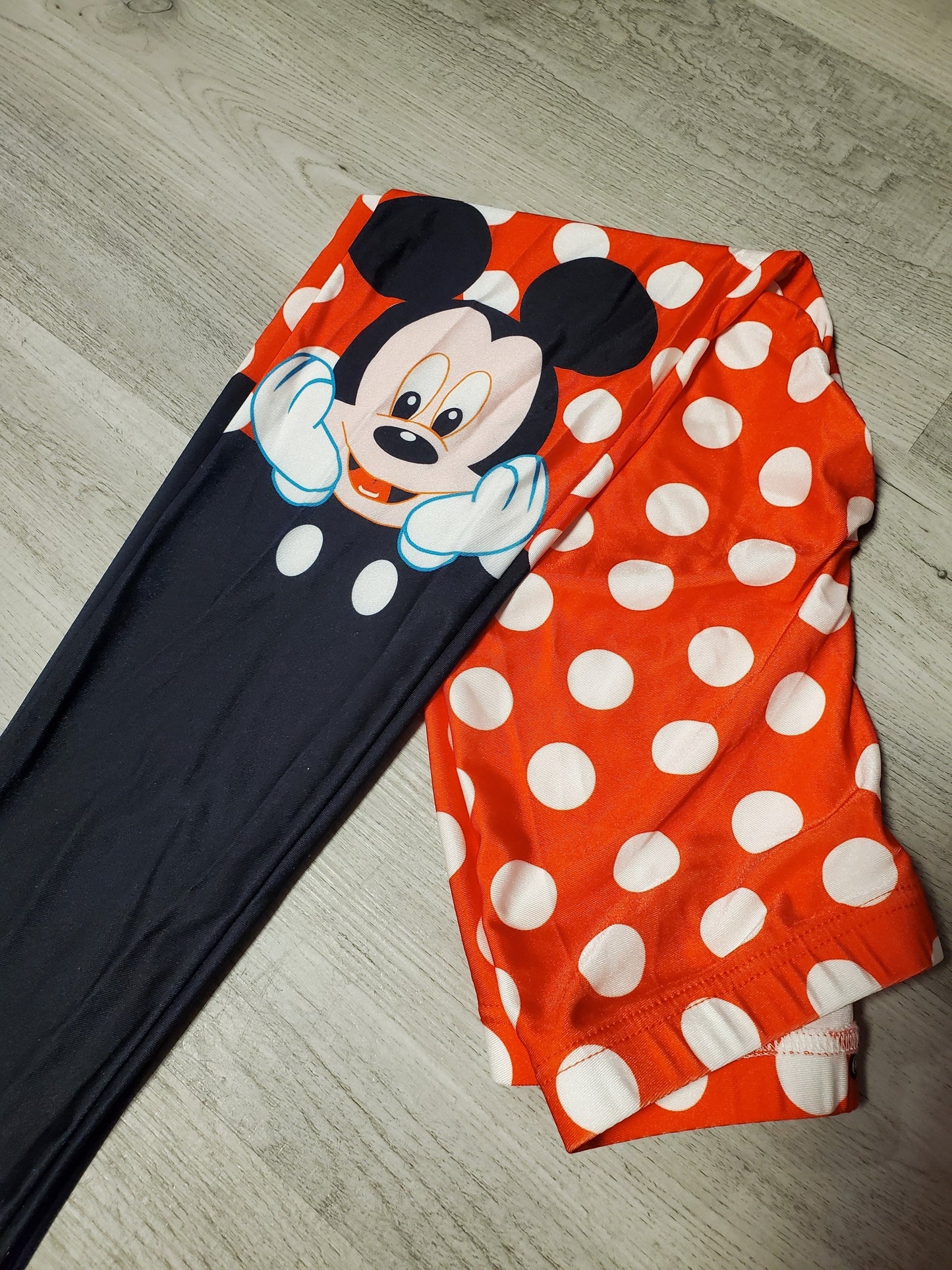 Mickey Mouse Leggings, Shiny, Light Weight, Elastic Band