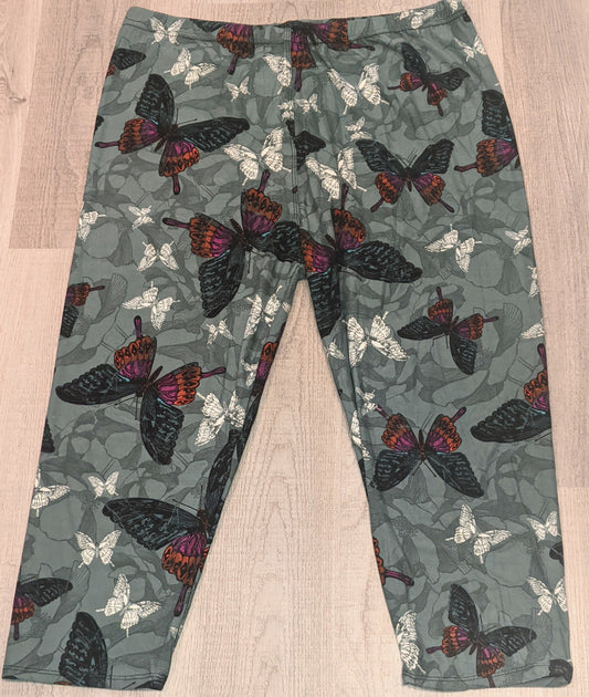 Butterflies Sage Green Background Capri, Extremely Soft, Elastic Band