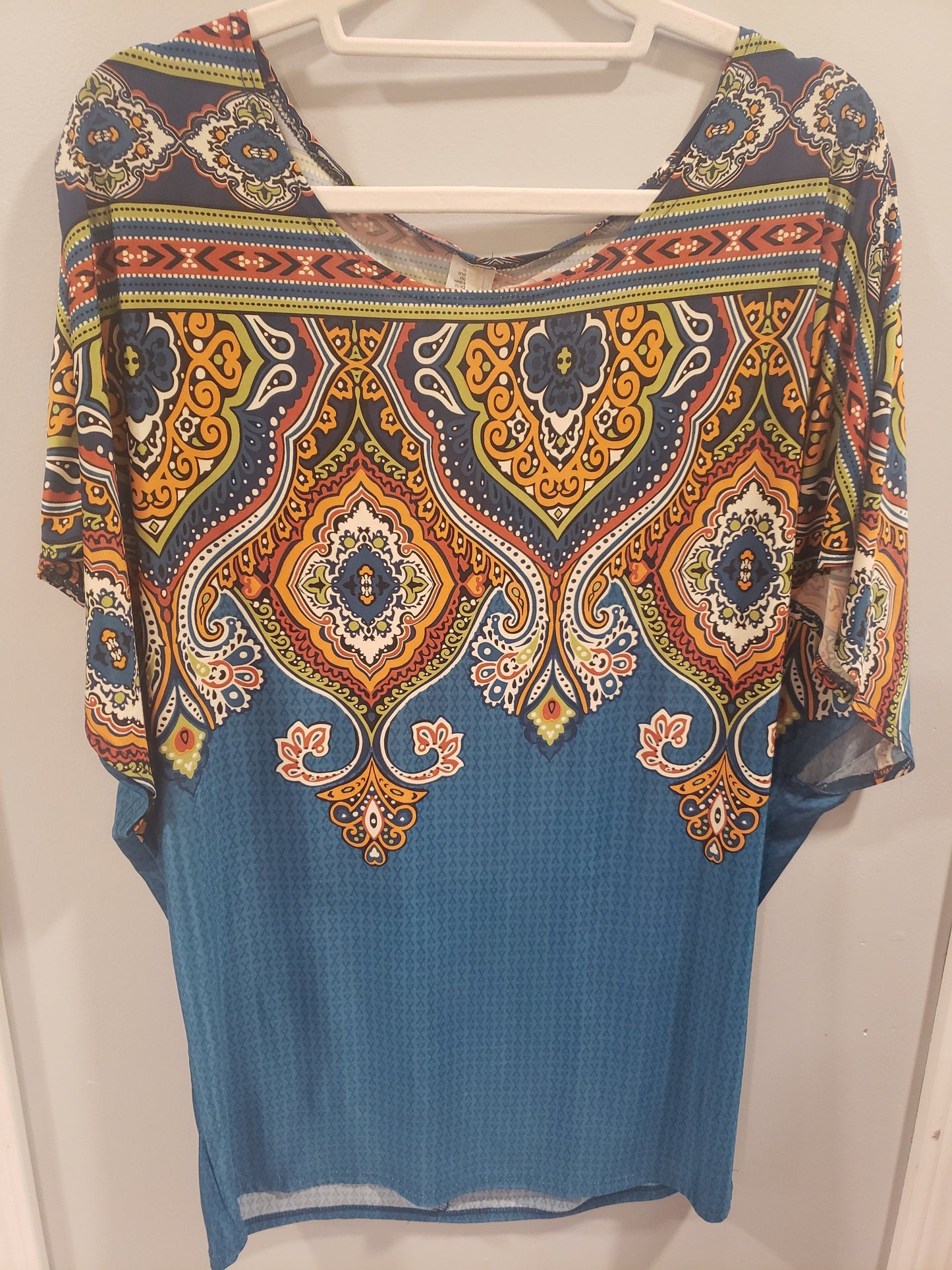 Stretchy Silky Hip Hugging Teal Mandala Top
