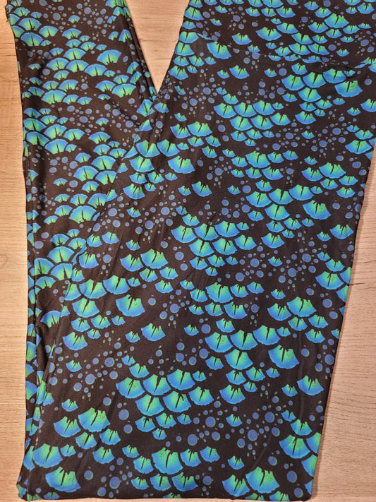 Dragon Scales/Eyes Leggings. Hyper Stretch and softness! Yoga Band.