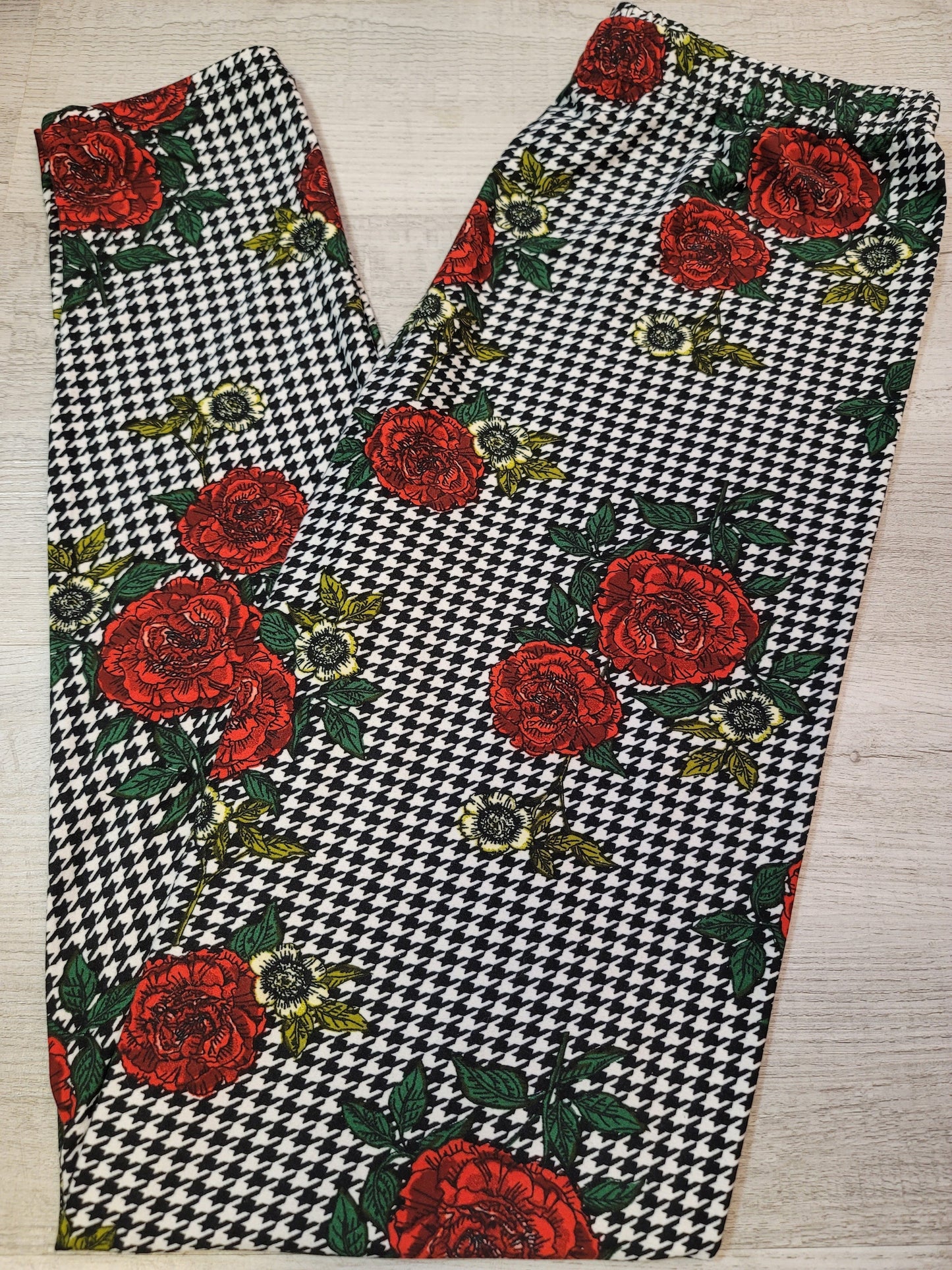 Elegant Roses Butter Soft & Stretchy Leggings. Elastic Band.