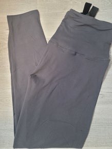 Conceal & Carry Gun Holster Leggings.  Yoga Band, Very Soft and Stretchy!
