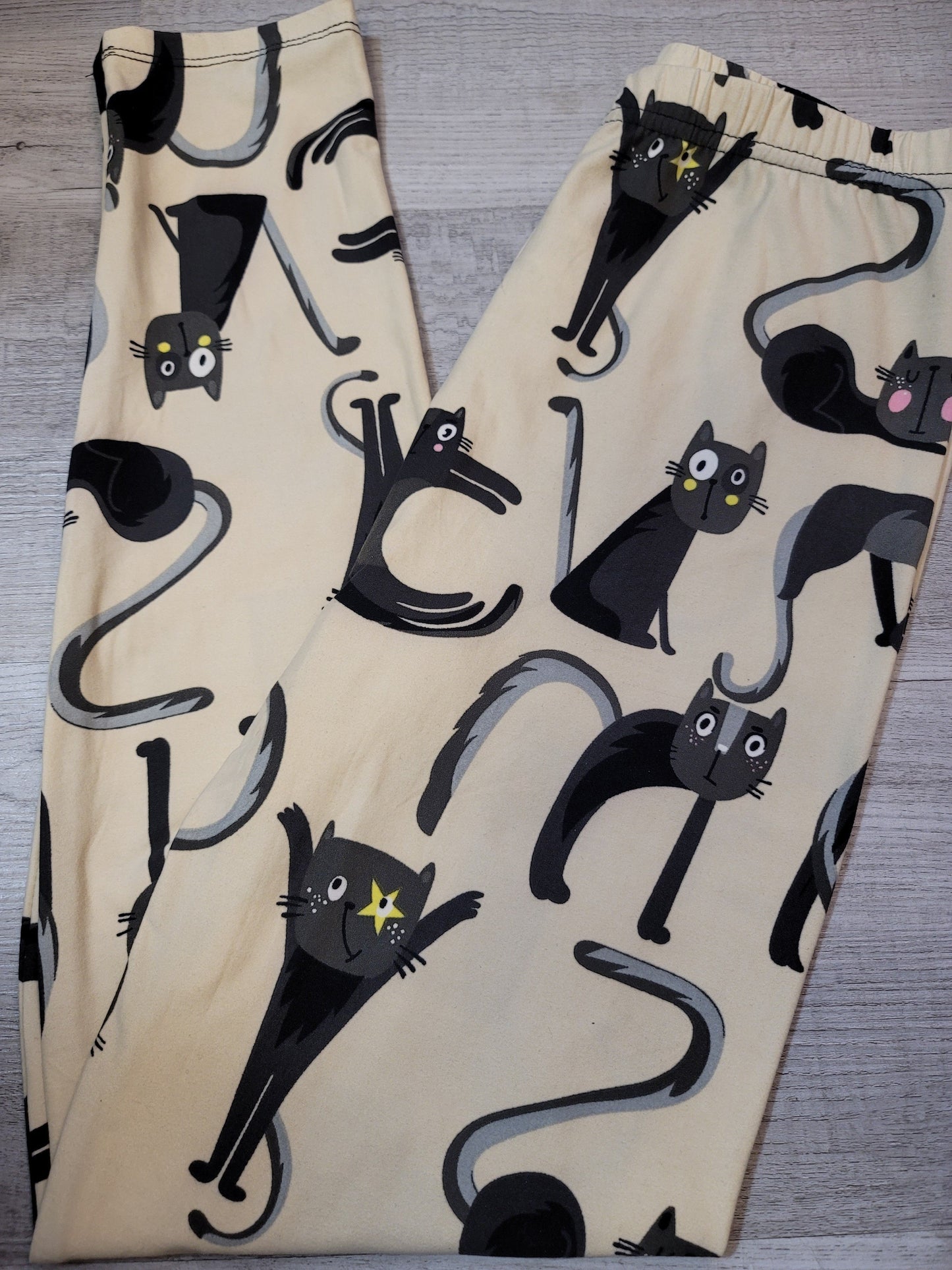 Attitude Cats Ivory Select Standard Leggings. Elastic Band, Hyper Stretch, Super Soft!