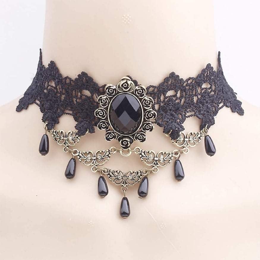 Lace choker Necklace